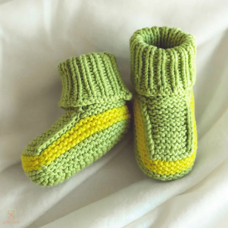 Babysocken-gestrickt-gruen-gelb-2